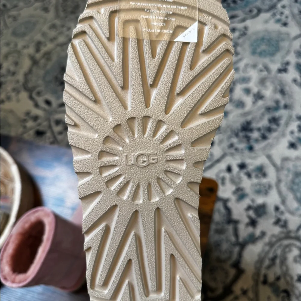 UGG Women's Pink Suede Winter Boots - Picture 4 of 4